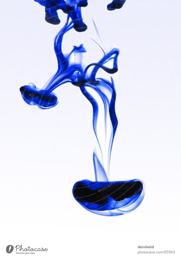 Blau... Tinte Füllfederhalter Wasser Wassertropfen tintentropfen schreiben undicht blau