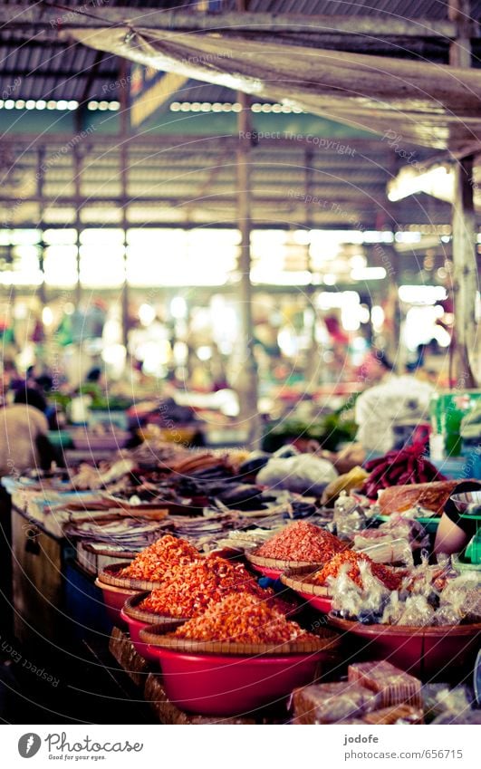 Vietnamese Market Hütte Industrieanlage Marktplatz kaufen verkaufen Ware schrimps Meeresfrüchte Essen Geruch Handel Treffpunkt Schalen & Schüsseln Vielfältig