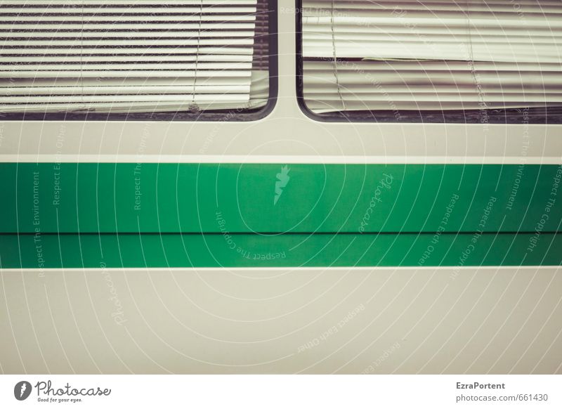 Buslinie Verkehr Verkehrsmittel Busfahren PKW Linie grün weiß Autofenster Jalousie Fahrzeug ästhetisch authentisch Farbe Strukturen & Formen Streifen Farbfoto