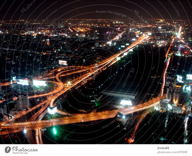 Bangkok bei Nacht Thailand Stadt Verkehr dunkel Straße Licht Kontrast