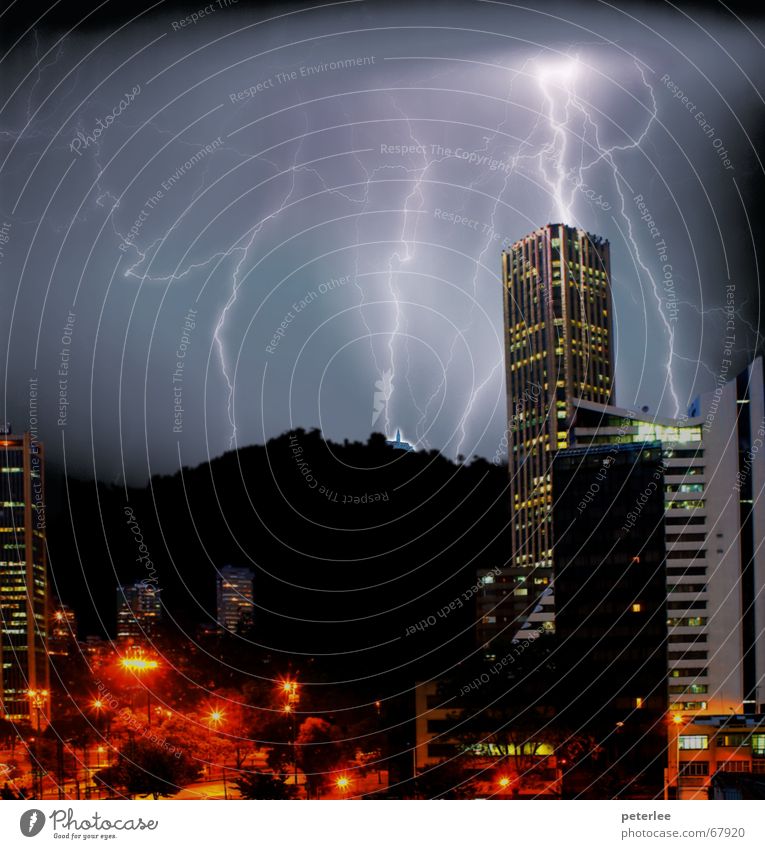 Ligthing Bogota - Colombia Stadt Bogotá colombia bildings photomontaje noche tormenta torre colpatria