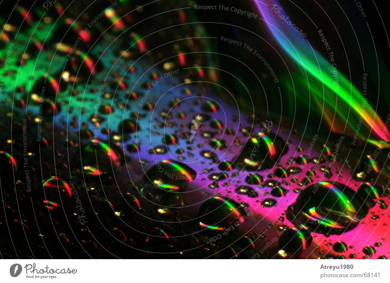 Mikrokosmos mehrfarbig Regenbogen Reflexion & Spiegelung nass Wassertropfen Weltall space atreyu