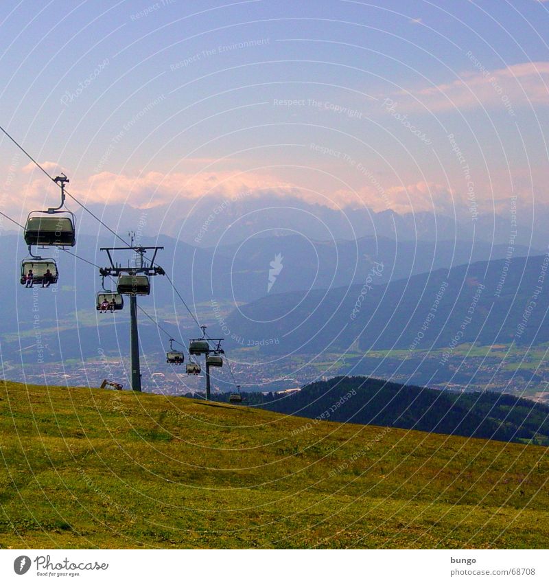 noctis umbrae Ferien & Urlaub & Reisen Hügel Bergkette Gipfel Wiese grün Österreich Wolken Sesselbahn Seilbahn ruhig schön Erholung Berge u. Gebirge Ferne