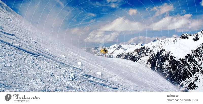- rettung naht - Rettung Hubschrauber Wolken Unfall Skifahren Schnee Berge u. Gebirge Himmel Freestyle aufwirbeln Schneebedeckte Gipfel Schneedecke Wintersport