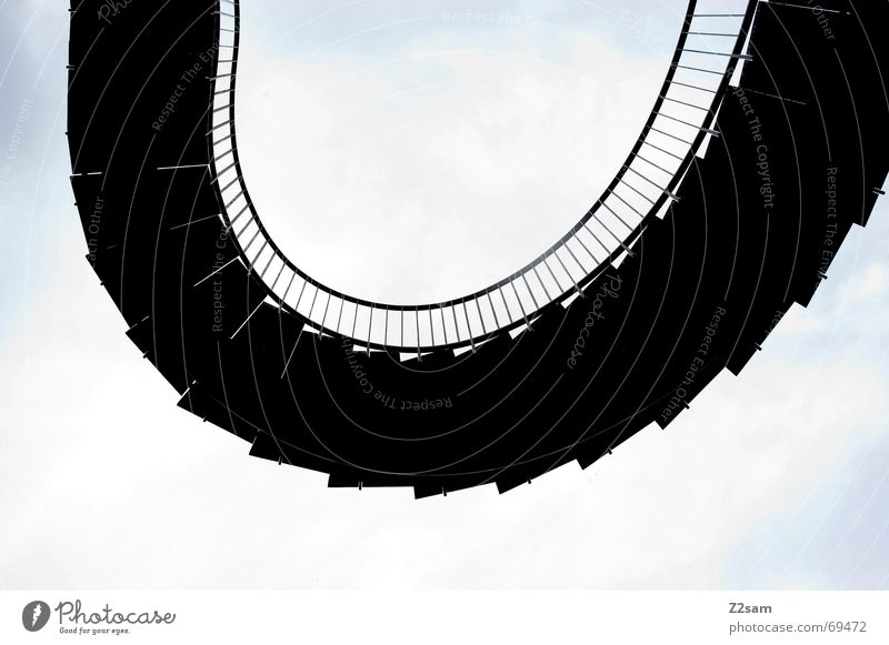Treppenschlange schwarz steigen rund abstrakt Himmel Geländer Linie architecture Lamelle Leiter Bogen schlangenförmig Architektur