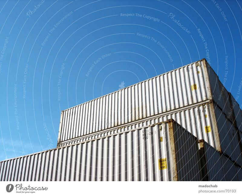 UMZUG STEHT AN | umzug container kisten lagern stapeln umzug Ladung Güterverkehr & Logistik Ware Wasserfahrzeug Symbole & Metaphern Himmel Container