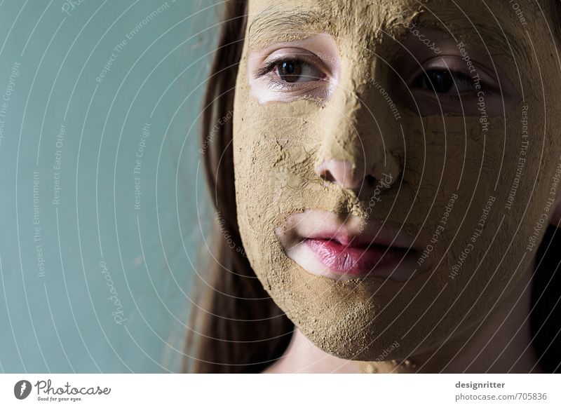 Erde zu Erde schön Körperpflege Kosmetik Schminke Gesichtsmaske Heilerde Therapie Reinigen Wellness Kur feminin Kind Mädchen Haut Auge Nase Mund 1 Mensch