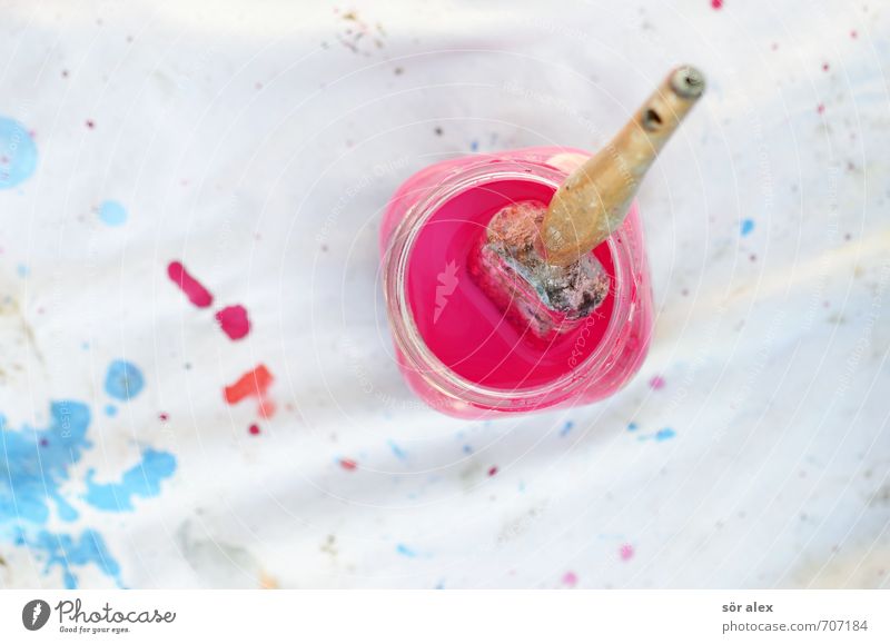 Pause Arbeit & Erwerbstätigkeit Anstreicher Maler Handwerk Baustelle streichen blau rosa anstrengen Kreativität Pinsel Behälter u. Gefäße weiß Farbfleck Lack