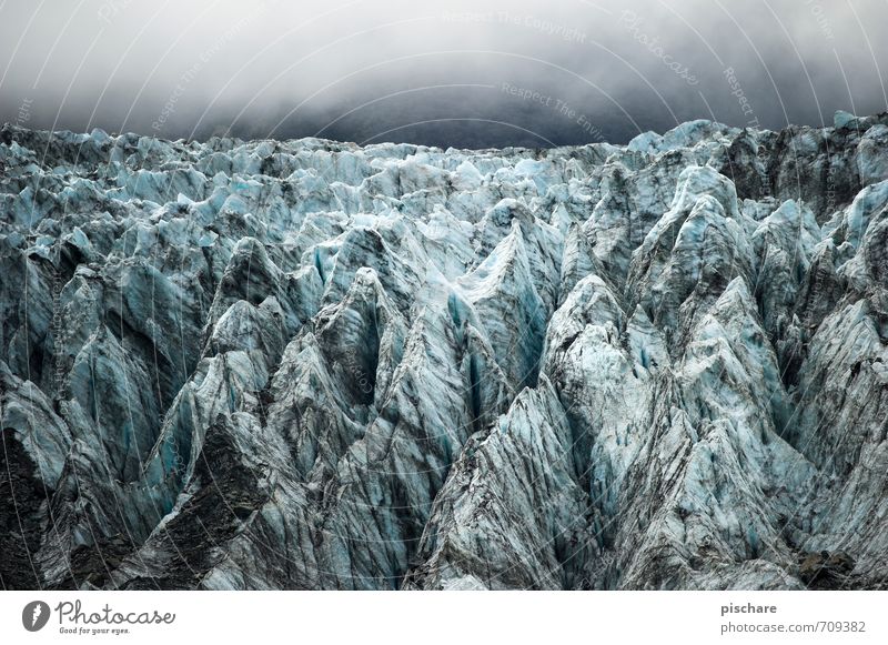 On the Rocks Natur Landschaft Wolken Eis Frost Alpen Berge u. Gebirge Schneebedeckte Gipfel Gletscher außergewöhnlich dunkel eckig kalt blau Abenteuer