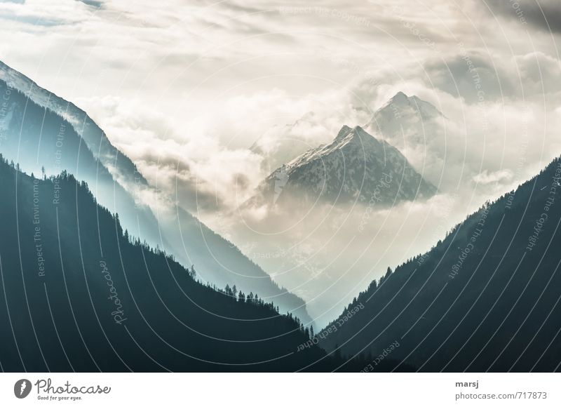 Durchbruch Natur Landschaft Urelemente Himmel Wolken Gewitterwolken Horizont Frühling Sommer Herbst Wetter schlechtes Wetter Nebel Felsen Alpen Berge u. Gebirge
