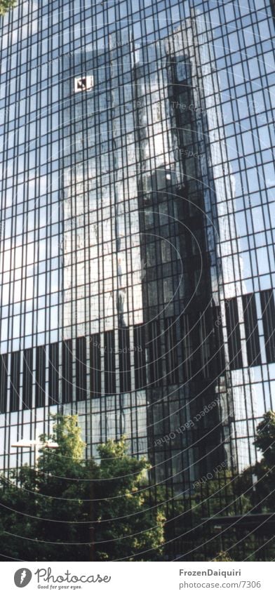 Spieglein, Spieglein, ... Hochhaus Bürogebäude Frankfurt am Main Reflexion & Spiegelung Fassade Architektur Turm Deutsche Bank Skyline