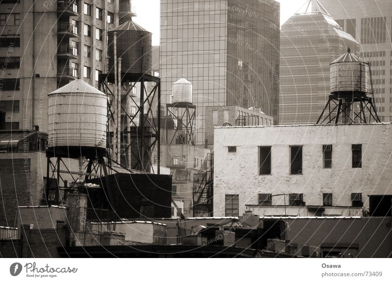 Familie Wassertank New York City Gebäude chaotisch manhatten Ordnung Stadt Architektur