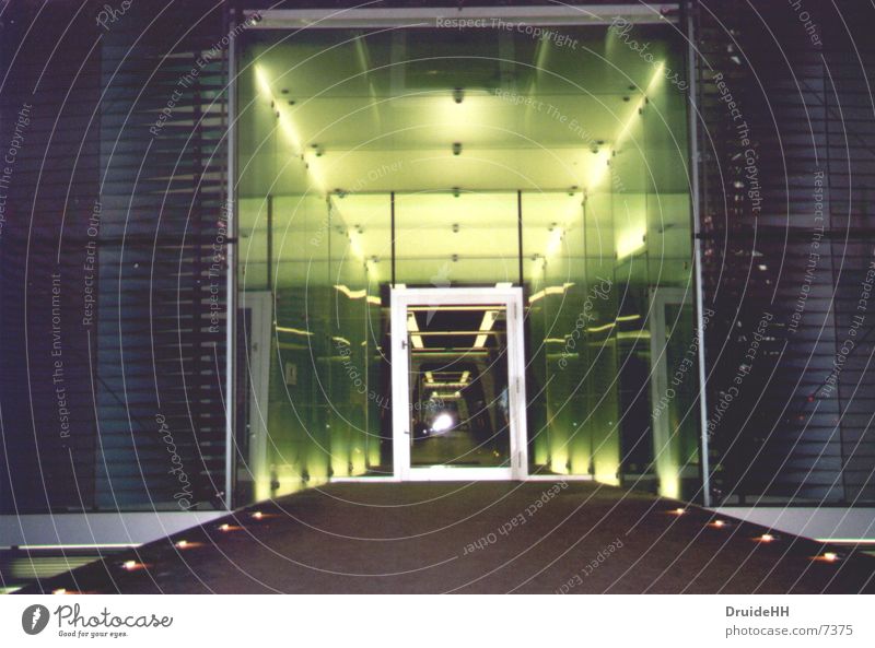 Raumschiff Eingang Licht Spiegel Haus Architektur UFO