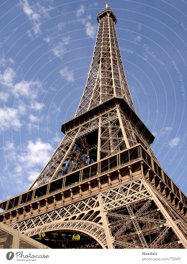 One Day In Paris Ferien & Urlaub & Reisen Tour d'Eiffel Frankreich Sommer Stahl Himmel hoch