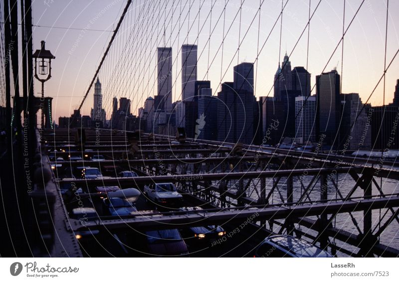 Newyork Brooklyn Bridge New York City Sonnenuntergang World Trade Center Hochhaus Nordamerika Brücke Skyline
