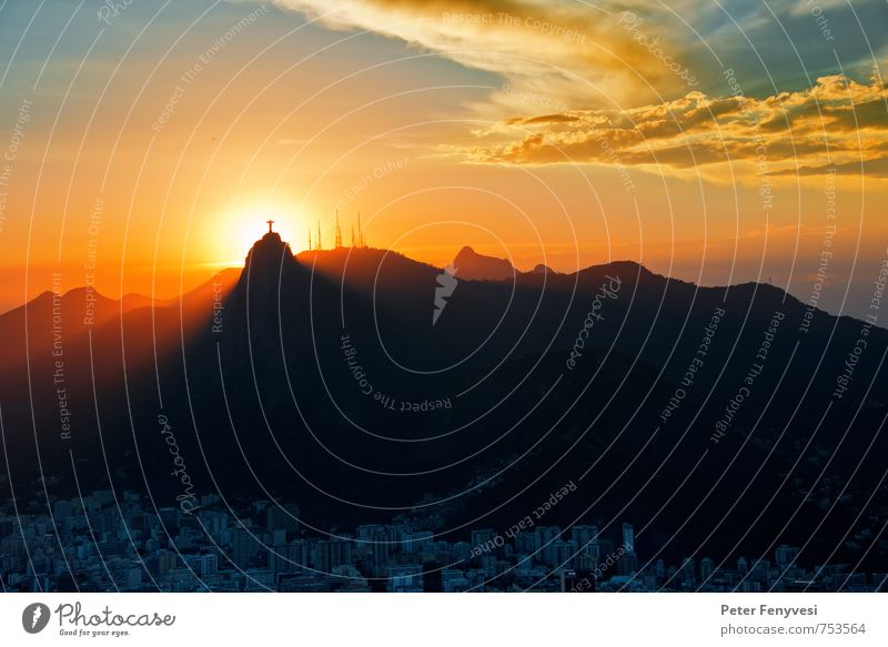 Rio de Janeiro 18 Landschaft Wolken Gipfel Brasilien Amerika Südamerika Stadt Menschenleer Sehenswürdigkeit Wahrzeichen Denkmal Stimmung Warmherzigkeit ruhig