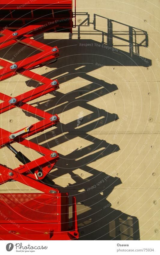 Hebebühnenschatten Wand Beton rot Stahl Schatten Grafik u. Illustration Architektur