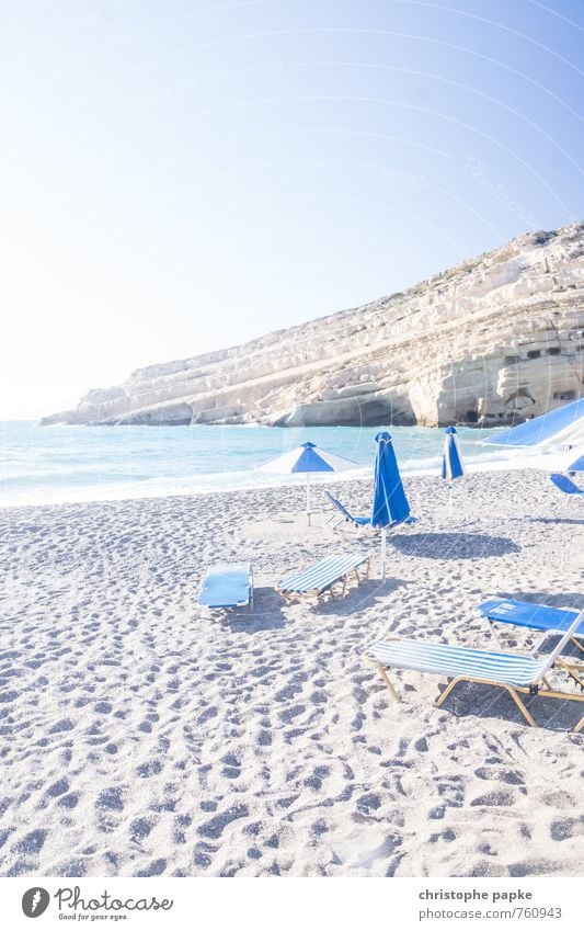 Strand von Matala / Kreta Ferien & Urlaub & Reisen Tourismus Sommer Sommerurlaub Sonne Sonnenbad Meer Insel Wellen Küste Mittelmeer matala Griechenland