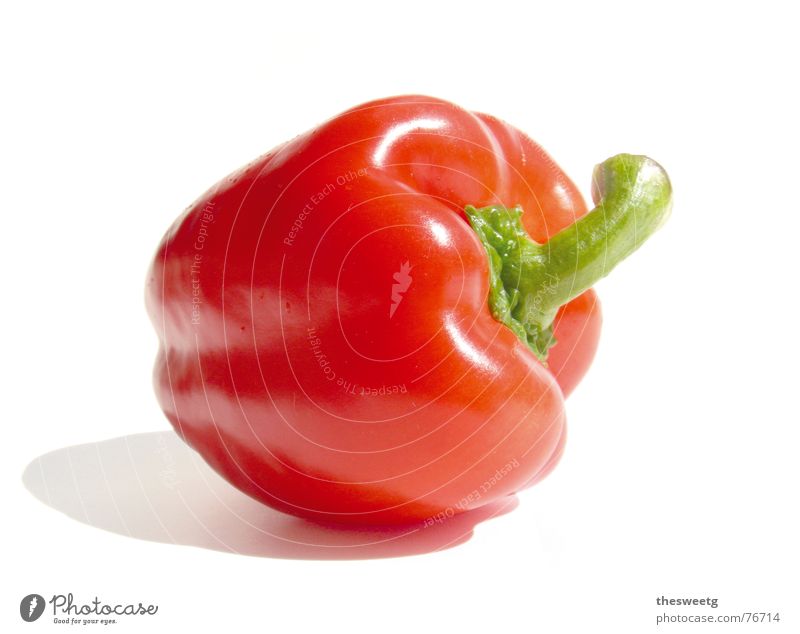 Paprika pepper Farbfoto Studioaufnahme Freisteller Hintergrund neutral Kunstlicht Lebensmittel Gemüse Ernährung Bioprodukte Vegetarische Ernährung Gesundheit