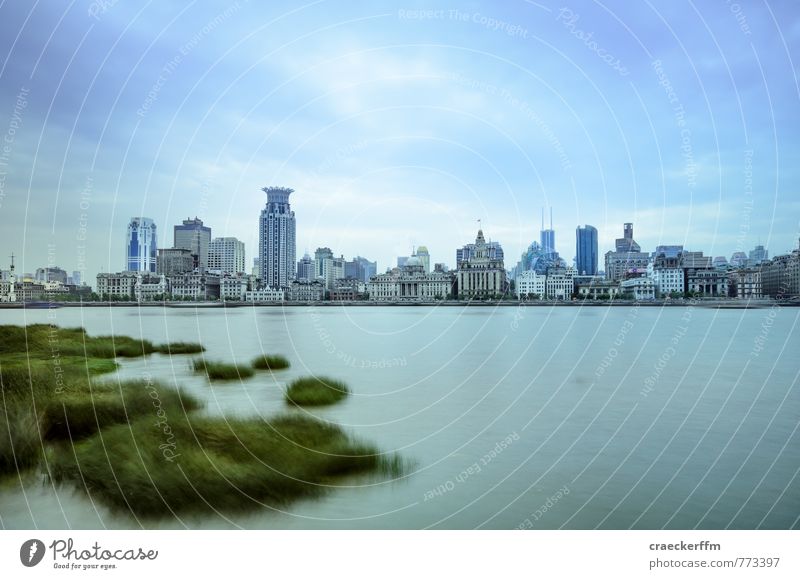 Shanghai Fluss Stadt Stadtzentrum Skyline Menschenleer Sehenswürdigkeit Ferien & Urlaub & Reisen kalt blau 2014 China cityscape Farbfoto Außenaufnahme Tag