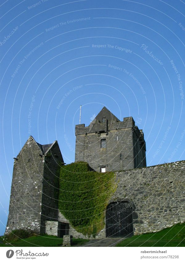 wenn der burgherr 3x klingelt _ 1 Killarney Burren Denkmal Europa Festung Himmel Wolken Kunst Sightseeing alt Mauer Steinmauer verstecken Aufenthalt Gebäude