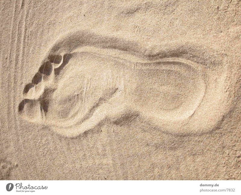 spuren im sand... Fußspur Spuren Dinge Sand kaz Barfuß