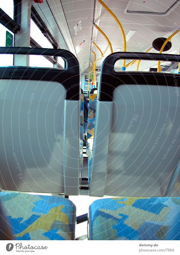 nimm Platz 2 Neonlicht Muster Verkehr Bus Sitzgelegenheit Sonne kaz