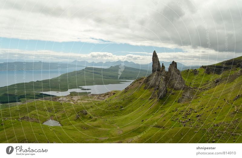Old Man of Storr | Isle of Skye, Scotland Ferien & Urlaub & Reisen Tourismus Sommer Insel Berge u. Gebirge wandern Umwelt Natur Landschaft Urelemente Erde