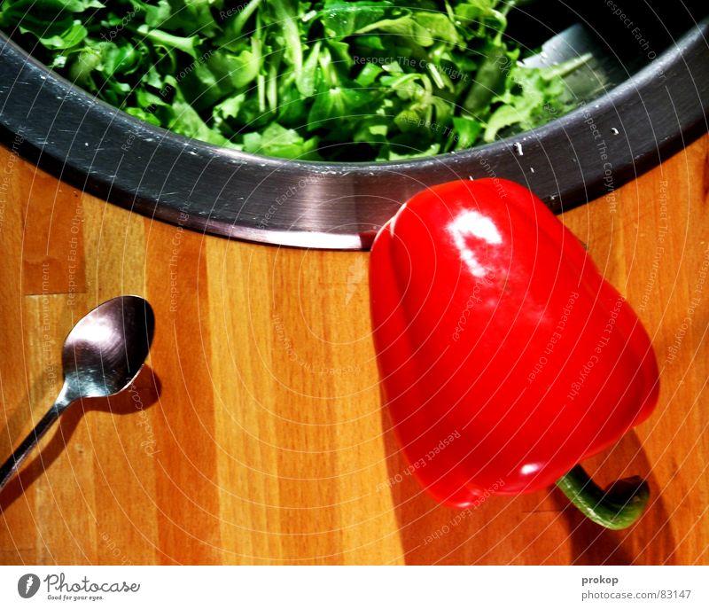 Ohrfeigenfarben zum Nachtisch Blattsalat Feldsalat Paprika Löffel Küche Edelstahl Gesundheit Gesunde Ernährung pflanzlich Rostfreier Stahl