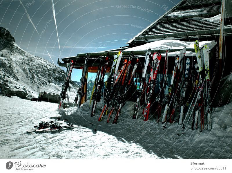 huetten Österreich Italien Holz Zillertal Wintersport Mittag Pause Après-Ski Ferien & Urlaub & Reisen Mittagspause Skifahrer Freizeit & Hobby Mittagessen Haus