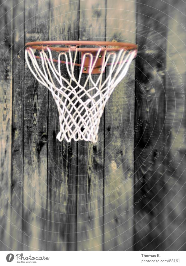 Drei Punkte Ballsport Korb Holz Schiffsplanken Strukturen & Formen Freizeit & Hobby Basketball Netz Holzbrett Maserung lensbaby backyard