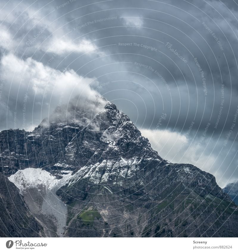 Der Berg raucht... Ferien & Urlaub & Reisen Tourismus Ausflug Abenteuer Berge u. Gebirge wandern Natur Landschaft Wolken schlechtes Wetter Felsen Alpen