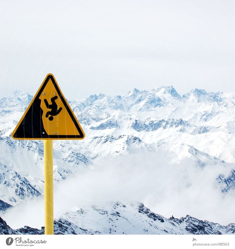 waaaaaaaaaah ... Wolken Warnschild Absturzgefahr Skifahren Snowboarding schlechtes Wetter Frankreich Unfallgefahr Warnhinweis Berge u. Gebirge Wintersport Alpen