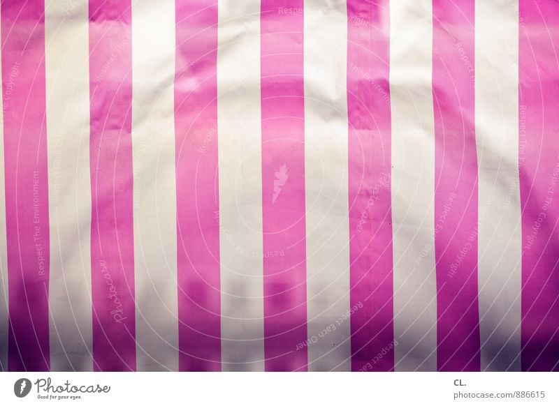| | | | | Verpackung Kunststoffverpackung Verpackungsmaterial Stoff Abdeckung Falte Faltenwurf Linie Streifen rosa weiß ästhetisch vertikal Farbfoto abstrakt