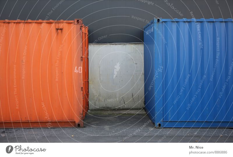 Das Duell | UT Köln Arbeitsplatz blau orange Container Güterverkehr & Logistik gegenüber Lücke 40 Technik & Technologie Verkehr Metall Stahl abstrakt