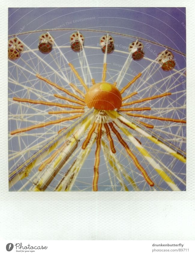himmelhochjauchzend Riesenrad Jahrmarkt drehen kreisen Sommer gelb Freizeit & Hobby Himmel blau Kreis Freude Polaroid orange