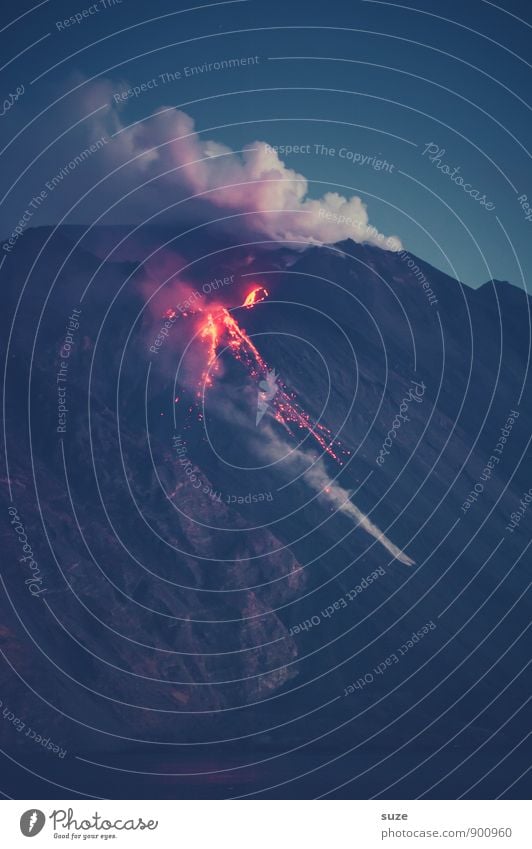 Heiß wie ein Vulkan Ferien & Urlaub & Reisen Abenteuer Expedition Insel Berge u. Gebirge Umwelt Natur Feuer Gipfel Rauch authentisch fantastisch Italien