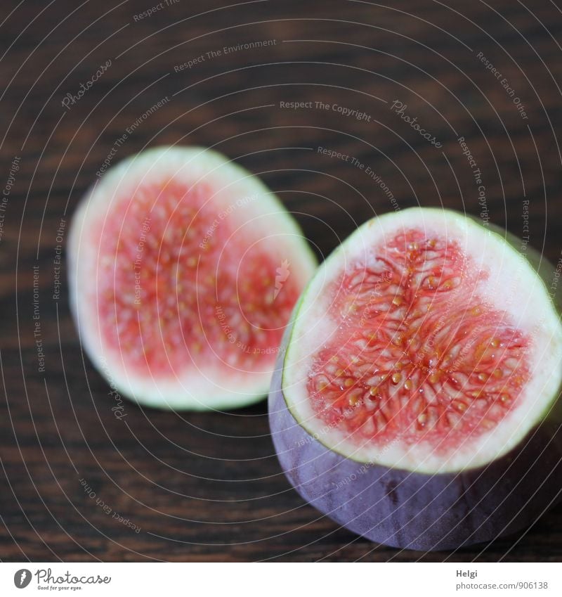 fruchtig... Lebensmittel Frucht Feige Ernährung Vegetarische Ernährung liegen ästhetisch einfach frisch Gesundheit lecker natürlich braun violett rosa weiß