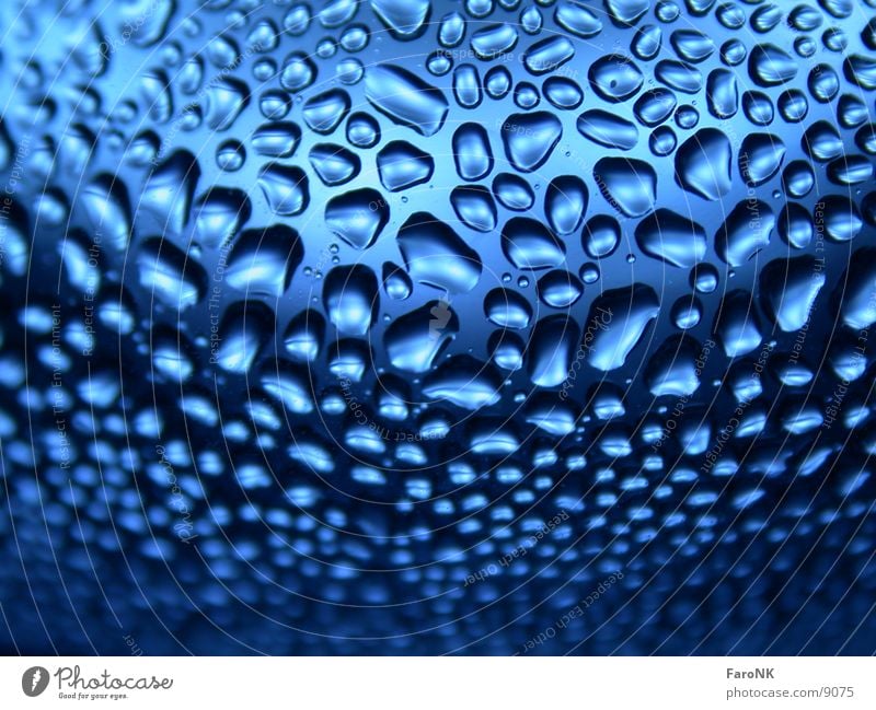 Blaue Tropfen Makroaufnahme Nahaufnahme Wassertropfen blau
