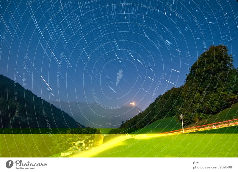 Nacht im Kiental Erholung Ferien & Urlaub & Reisen Bauernhof Natur Landschaft Urelemente Nachthimmel Stern Herbst Schönes Wetter Berge u. Gebirge Berg Niesen