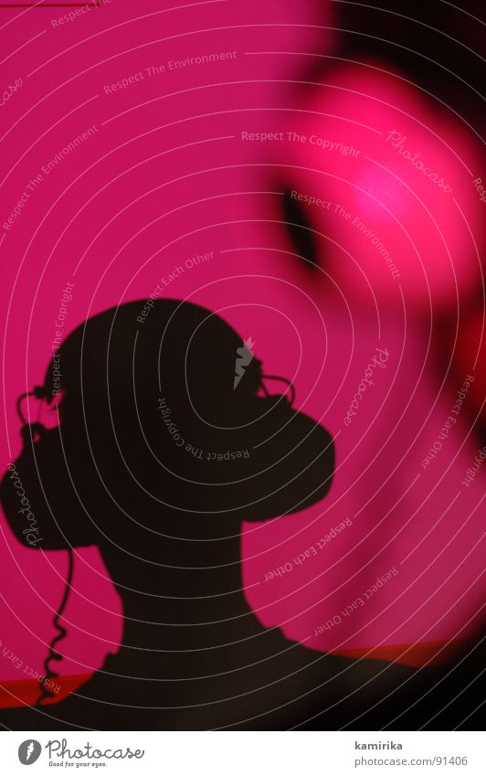 kakefka Disco Kopfhörer hören laut ruhig grell mehrfarbig Lied Diskjockey Silhouette Musik headphones Publikum Tanzen Kontrast rhytmus silloutte Profil