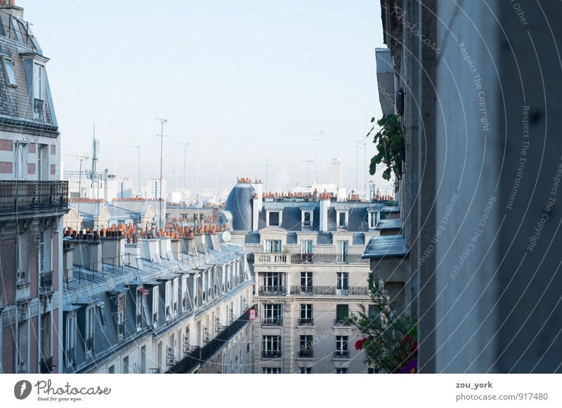 I Love Paris Stadt Hauptstadt Haus Fassade Gefühle Stimmung Zufriedenheit Coolness Liebe Fernweh Abenteuer ästhetisch entdecken Freude Reichtum Perspektive