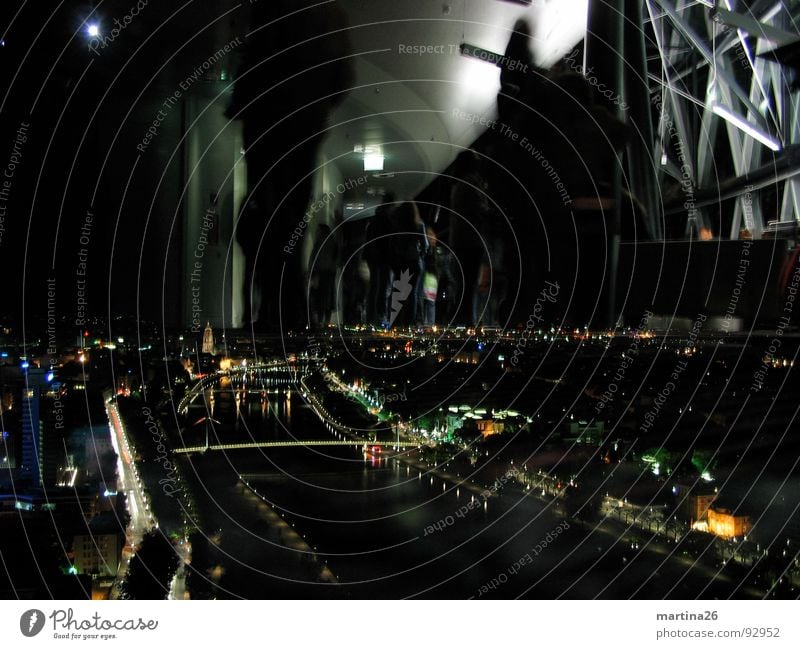 Die Entdeckung des Himmels Stadt Nacht dunkel Langzeitbelichtung Vogelperspektive Frankfurt am Main außergewöhnlich Reflexion & Spiegelung Mensch Illumination