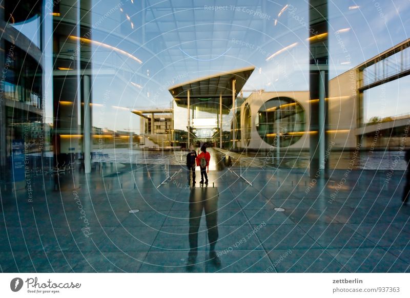 Regierungsviertel Berlin Hauptstadt Hauptstädter Regierungssitz Regierungspalast Deutscher Bundestag Architektur Glas Beton modern Reflexion & Spiegelung