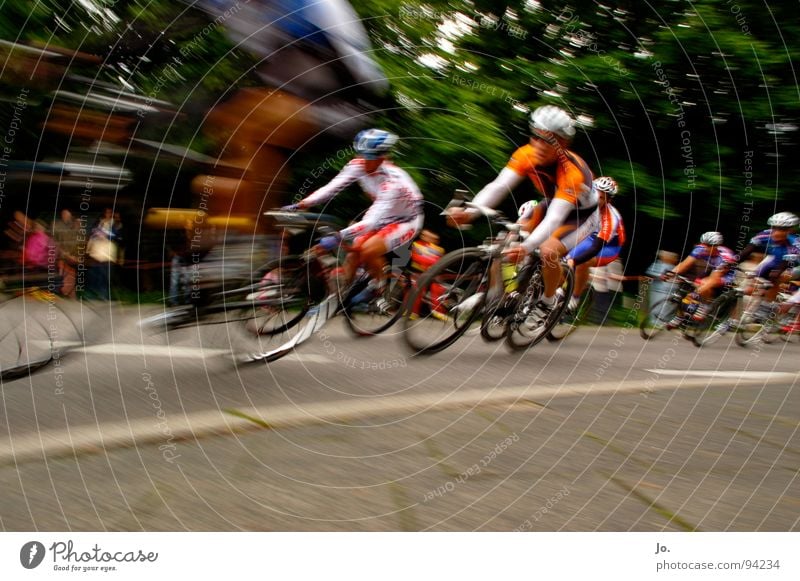 epo on tour.. Fahrrad Radrennen Refrath Sportveranstaltung Rennrad Doping Geschwindigkeit Competition Beginn Ziel Rund in Refrath Herbert Watterott EPO