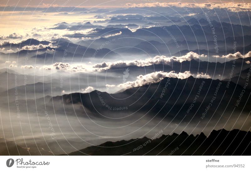 Alpen Wolken Flugzeug Italien Schweiz Morgen Nebel Berge u. Gebirge Himmel Morgendämmerung