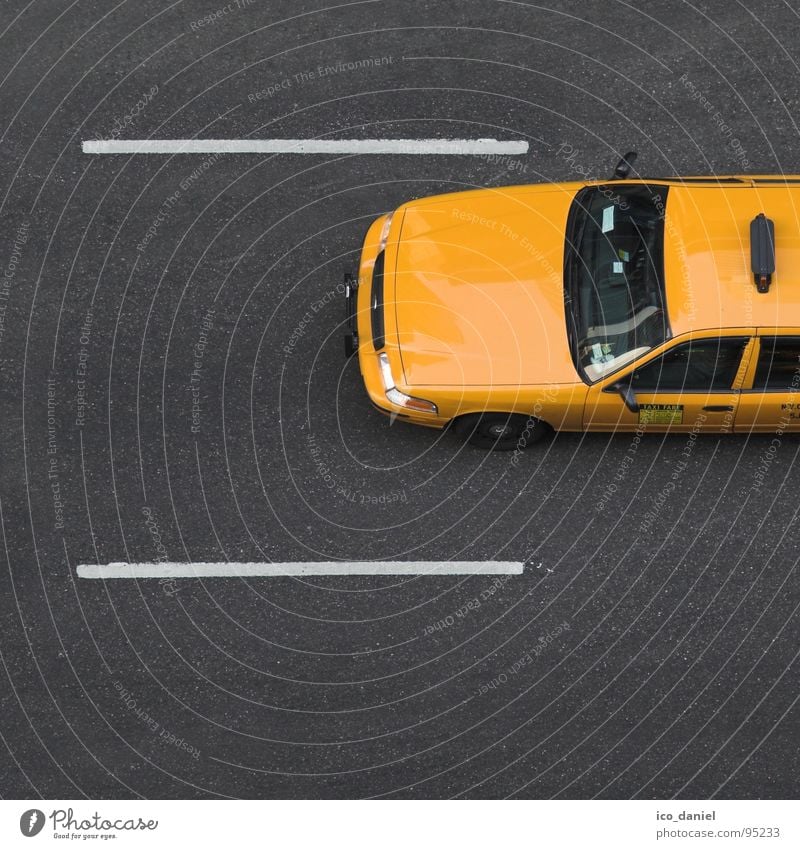 Yellow Cab I - New York City Dienstleistungsgewerbe Verkehr Verkehrsmittel Personenverkehr Autofahren Straße PKW Taxi frei Geschwindigkeit gelb Asphalt