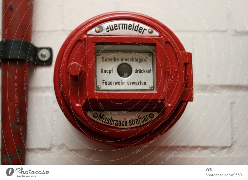 Feuermelder rot Knöpfe Elektrisches Gerät Technik & Technologie Brand Fensterscheibe