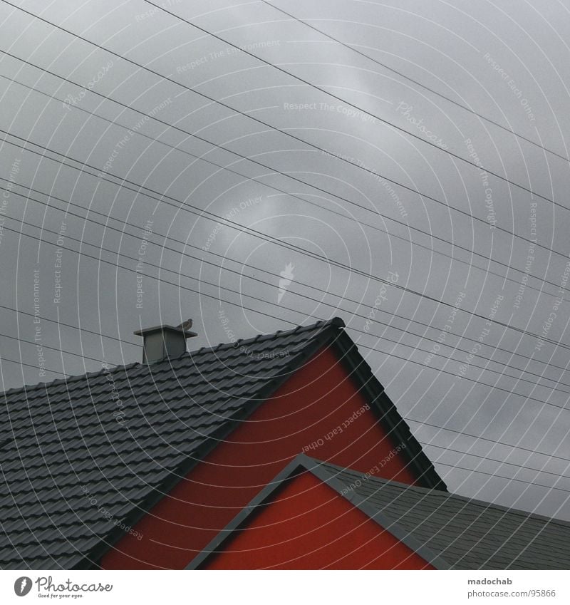 ROTHAUS Haus Himmel Wolken schlechtes Wetter rot Dach Gebäude einfach streben graphisch Quadrat Dachziegel Einfamilienhaus Gleichgültigkeit Architektur