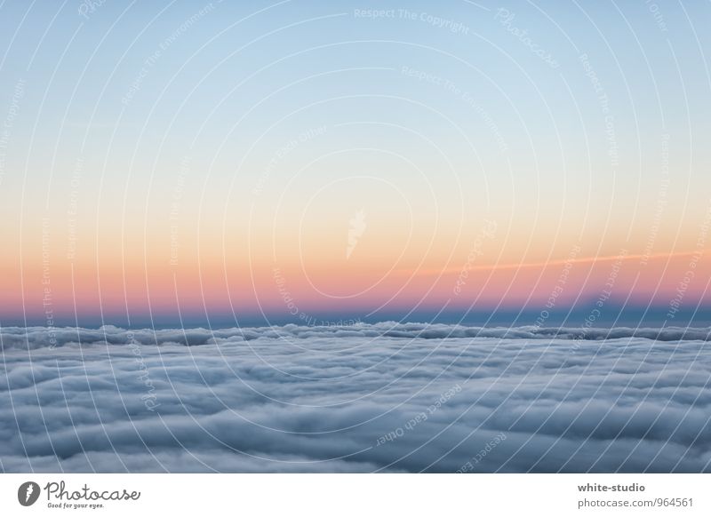 Aussicht: Bewölkt Umwelt Himmel Wolken Sonnenaufgang Sonnenuntergang Sonnenlicht Ferien & Urlaub & Reisen Luft Wolkenhimmel Nebelbank Nebelschleier Wolkenbild